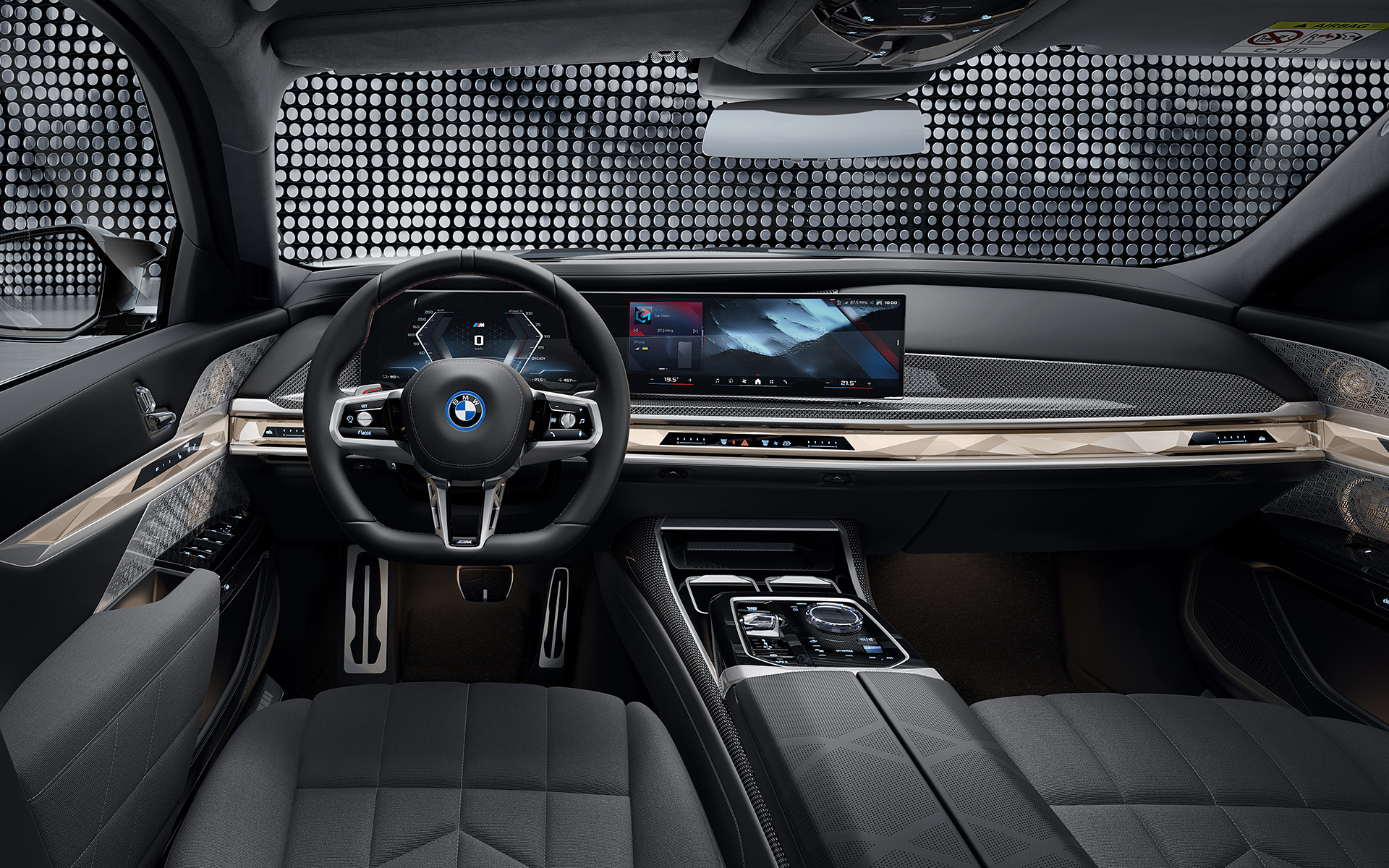 BMW i7 M70 xDrive Sedan G70 Interiér Palubní deska